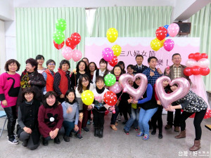 竹山分局與竹山警友辦事處，3月8日特別在分局禮堂舉辦一場簡單隆重的慶祝婦女節活動。