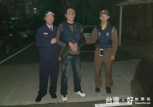 梅林警方落實巡查勤務，線上即時逮獲竊盜通緝犯，獲長官及民眾肯定。（記者陳昭宗拍攝）