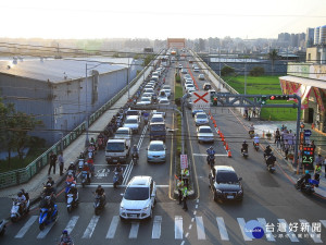 虹揚橋調撥車道