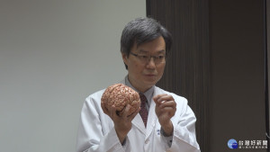 馬上風？　熟男房事高潮誘發雷擊頭痛