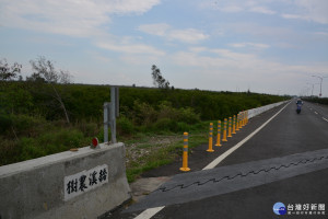 七股科技工業區緊鄰台十七線西濱公路，樹農溪橋以東南位置，靠近台糖三股農場一帶，佔地142公頃。(記者/黃芳祿攝)