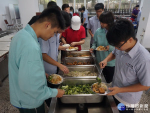 台中高工周一是蔬食日