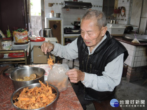 獨居長輩樂天知命知足常樂　殘而不廢服務鄉鄰