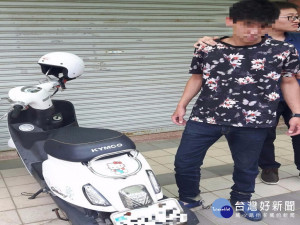 烏日警方捕獲車手。林重鎣攝