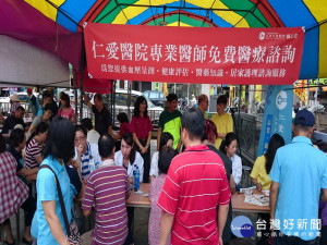 大里仁愛醫院在振坤宫服務。林重鎣攝