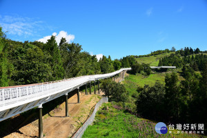 清境高空觀景步道全程1.2公里，風景優美。