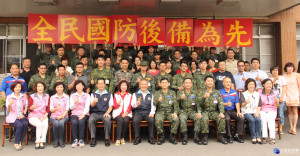 端午佳節將至，縣長率團慰勞官兵。（記者許素蘭／攝）
