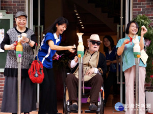 李奇茂教授駐館　采風美術館揭牌開幕