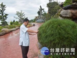 外埔無極三清總道院三千萬元打造的石頭公園打造竣工，景色幽麗，

是晨昏休閒運動好場地。（記者陳榮昌攝）
