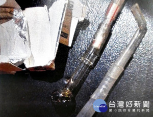 提領ATM太久    警機警查獲吸食器