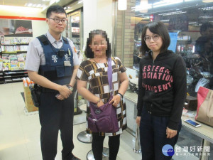 假冒網拍商家騙女匯款 長竹警即時發現阻詐成功