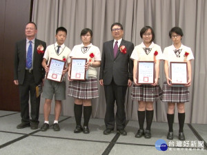 仰德高中畢業典禮 師長期勉未來更好