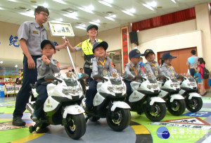 風城小警察體驗營 萌警出動守護家園