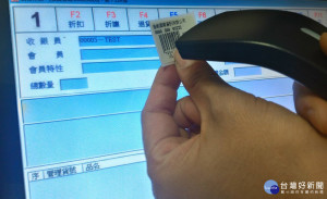 隨處可見的條碼、條碼機和POS系統，不僅早已深入我們的日常生活，也是業者們不可或缺的好幫手。（圖／皇威國際提供）