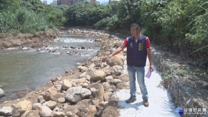 地基加固.河道整治　磺溪河堤搶修完工