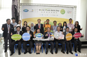 世界青年技能日論壇邀請臺、日、韓等10國代表針對技職教育與訓練政策進行交流對話，並聚焦技優青年「能力建構」的重要。