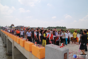 嘉義縣政府全力規劃，嘉邑行善團協助約2800萬元讓溪口鄉仁亨橋修復通車