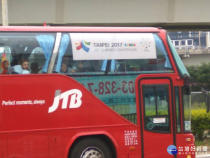 世大運開幕日選手車隊浩蕩順暢通過林口二交流道，選手都稱讚。