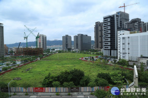 新莊副都心「臺灣電影文化園區-國家電影中心」工程23日順利開標，年底將動工，109年完工。（圖／記者黃村杉攝）