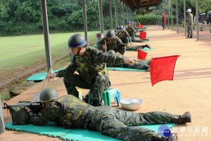 驗證訓練成果後備部隊成功嶺實彈射擊