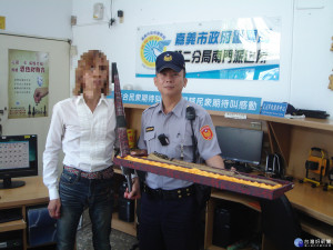 賊星該敗!道士寶劍遭竊 認?休假警一眼認出