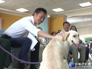 為流浪犬找一個家 生命教育校園扎根