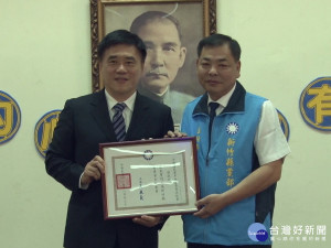 KMT縣黨部主委交接 陳見賢放眼2018