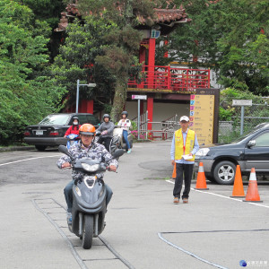 減少民眾奔波之勞　豐原監理站9月開辦行動考照服務