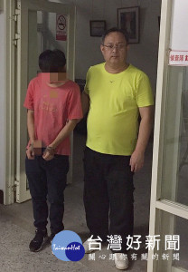 男子因非法持有槍毒，遭警方循線逮捕。（記者陳昭宗拍攝）