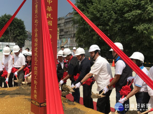 市長朱立倫出席三重商工地下停車場新建統包工程開工動土典禮。（圖／記者黃村杉攝）
