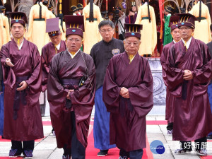 祭孔大典不歡而散？　柯文哲當面嗆葉俊榮「太粗魯」