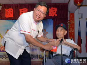 八德榮家慶中秋   市長親臨關懷榮民樂開懷