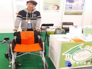 明道學生發明的輪椅動輔助獲發明展最高獎。林重鎣攝