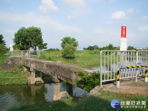 月津港公園的水管橋可望改建為新景觀
