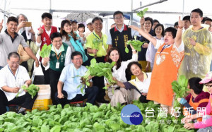 桃園市長鄭文燦前往龍潭區，現勘肯納自閉症基金會附設龍潭肯納園。