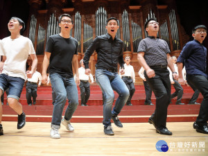〈匯流〉台北室內合唱團25週年暨台北室內婦女合唱團20週年音樂會，10月26日於中壢藝術館音樂廳演出。