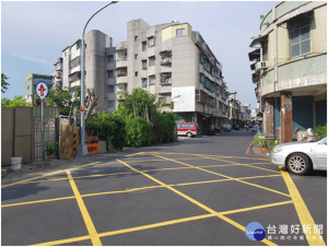 華興街拔桿後街況。（圖／記者何沛霖攝）