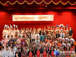 日本大阪美容專門學校到明台交流。林重鎣攝
