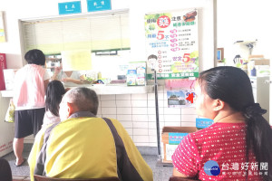 台南市衛生局統計今年公費流感疫苗目前庫存量僅存不到20%。(圖/記者黃芳祿攝)
