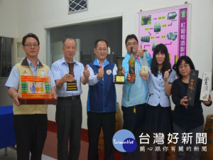 行政院農業委員會農糧署舉辦「2017 農村酒莊暨酒品評鑑及農村酒莊盃調酒大賽」，大安區農會酒莊獲得優級獎，九降風白蘭地金牌獎及薯燒酎得到銅牌獎，獲得三大獎讓酒莊職員工士氣大振，咸認多年來針對九降風的酒品，精益求精的改良，終於如願以償，得到了金牌獎。

