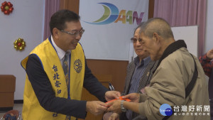 大安新移民vs銀髮族　「新心相連」溫馨傳愛