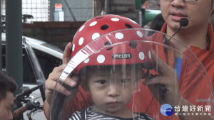 自行車擬開放成人載童　家長憂無安全配套