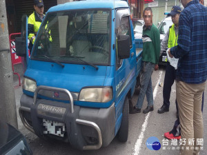 偷貨車被捕。林重鎣攝