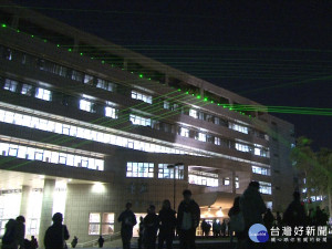 竹市最大3D光雕 點亮交大校園星空