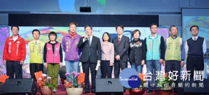 桃園市長鄭文燦前往中壢區，出席「桃園市藥師公會藥師節聯歡大會」。

