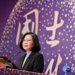 總統蔡英文在23日播出的專訪中指出，陳菊不論有沒有職務，她都是不會退休的人，她對黨與國家是很重要的資產。（圖／總統府Flickr）