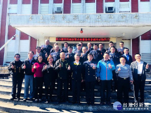 農曆春節前夕　台東縣議員下鄉慰勞成功分局員警辛勞