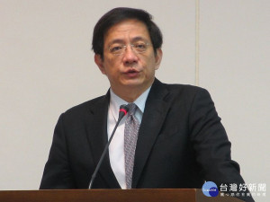 台大校長當選人管中閔「拔管案」紛擾近1年後，教育部24日終宣布同意管中閔上任台大校長，至於管中閔的就任時間，則由台大訂定後提到教育部，教育部會尊重台大決定。／Wikipedia）