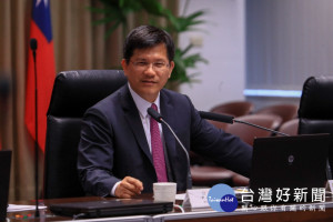 林佳龍市長罵藍營民代荒繆