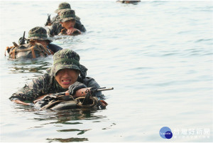 一年期義務役軍官隨全募兵制實施後退場，但部隊立即面臨「基層軍官荒」（示意圖／翻攝自國防部發言人臉書）